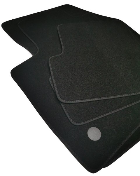 Dywaniki Welurowe do VW Touran I Lift 7 os. (2010-2015) Czarny Prestige Dywaniki Welurowe do VW Touran I Lift 7 os. (2010-2015) Czarny Prestige